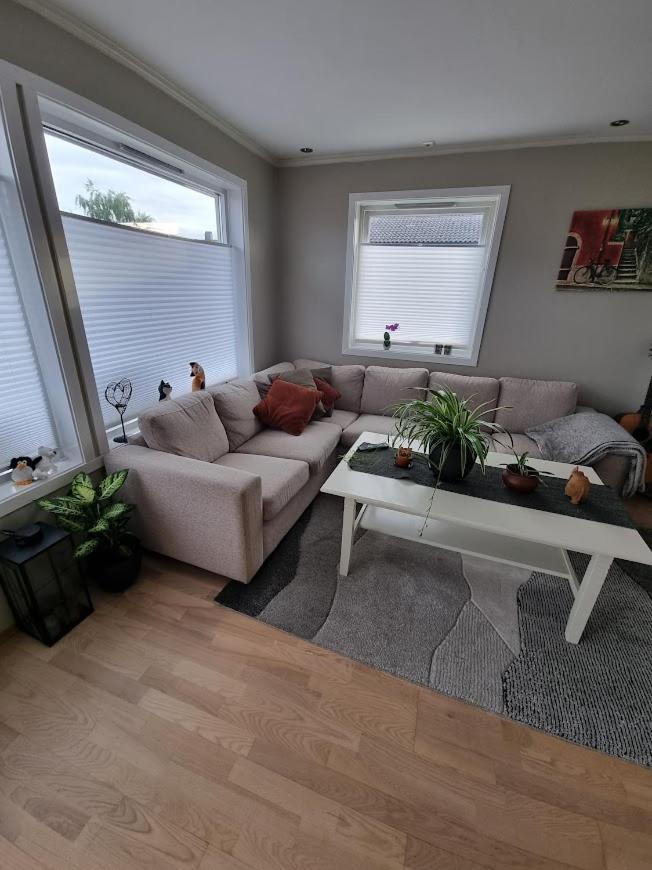 Private Guest Room In Cozy Apartment Тронхейм Экстерьер фото